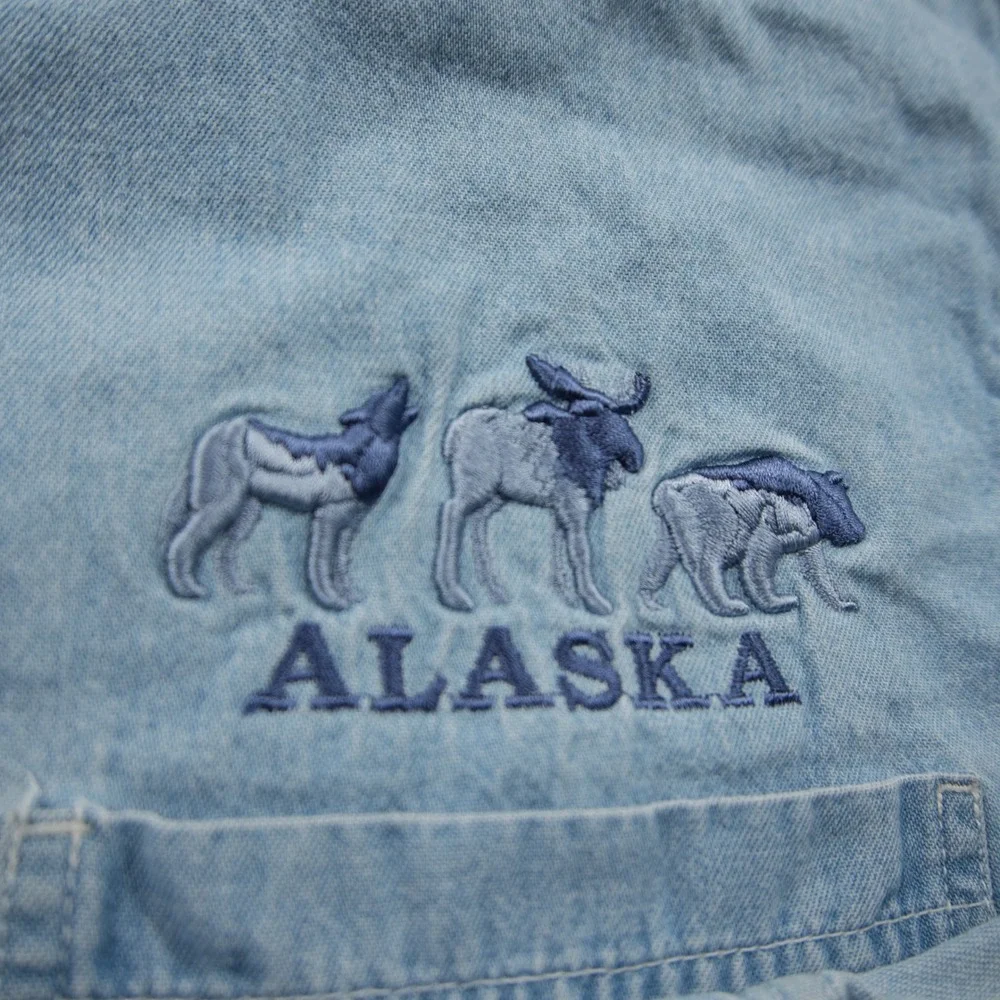 Alaska Wildlife Shamry Denim Embroidered Denim Men L Shirt Vintage Cabin Nature